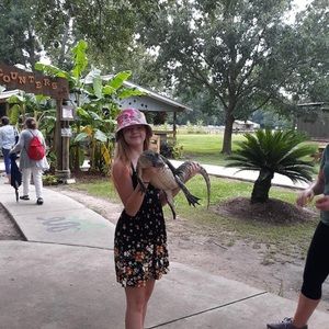 Meet your Posher, Sierra